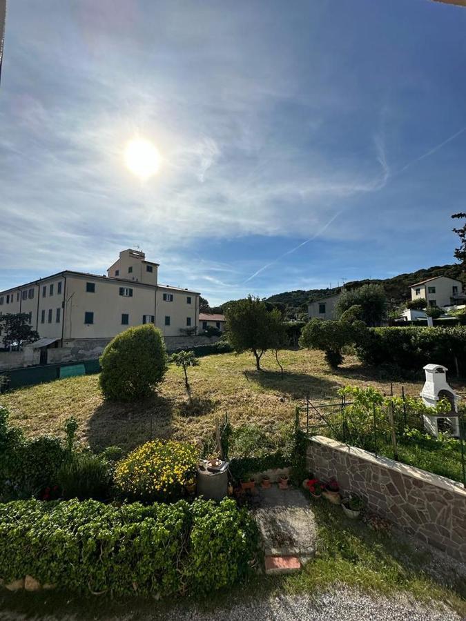 Casa Danila Apartment Quercianella Exterior photo